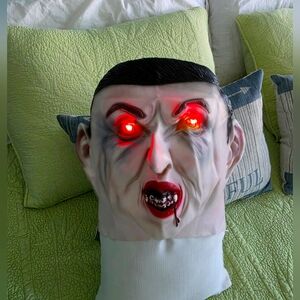 Spooky Vampire Mask